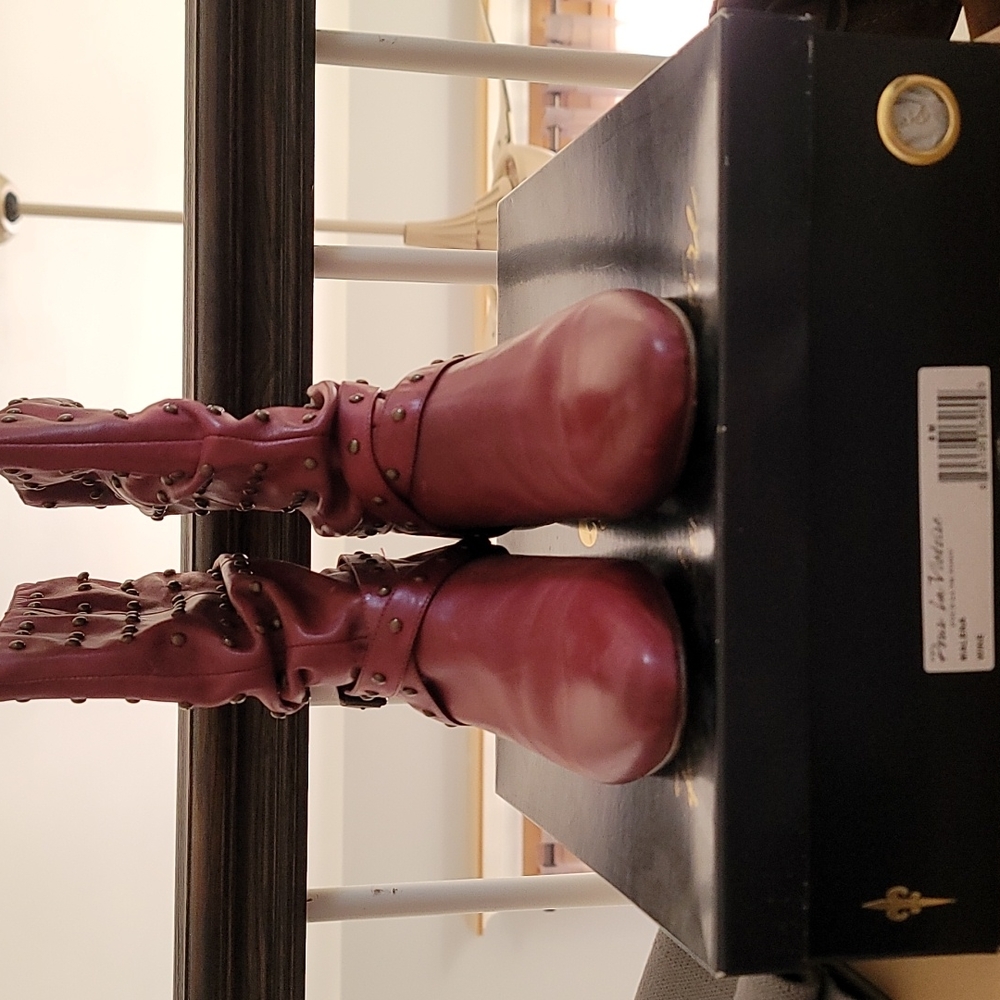 Pour La Victoire leather booties- wine
